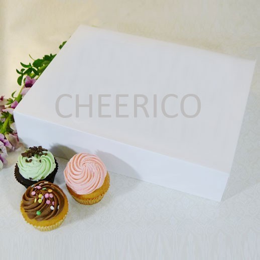 12 Cupcake Box with Finger hole($2.50/pc x 25 units)